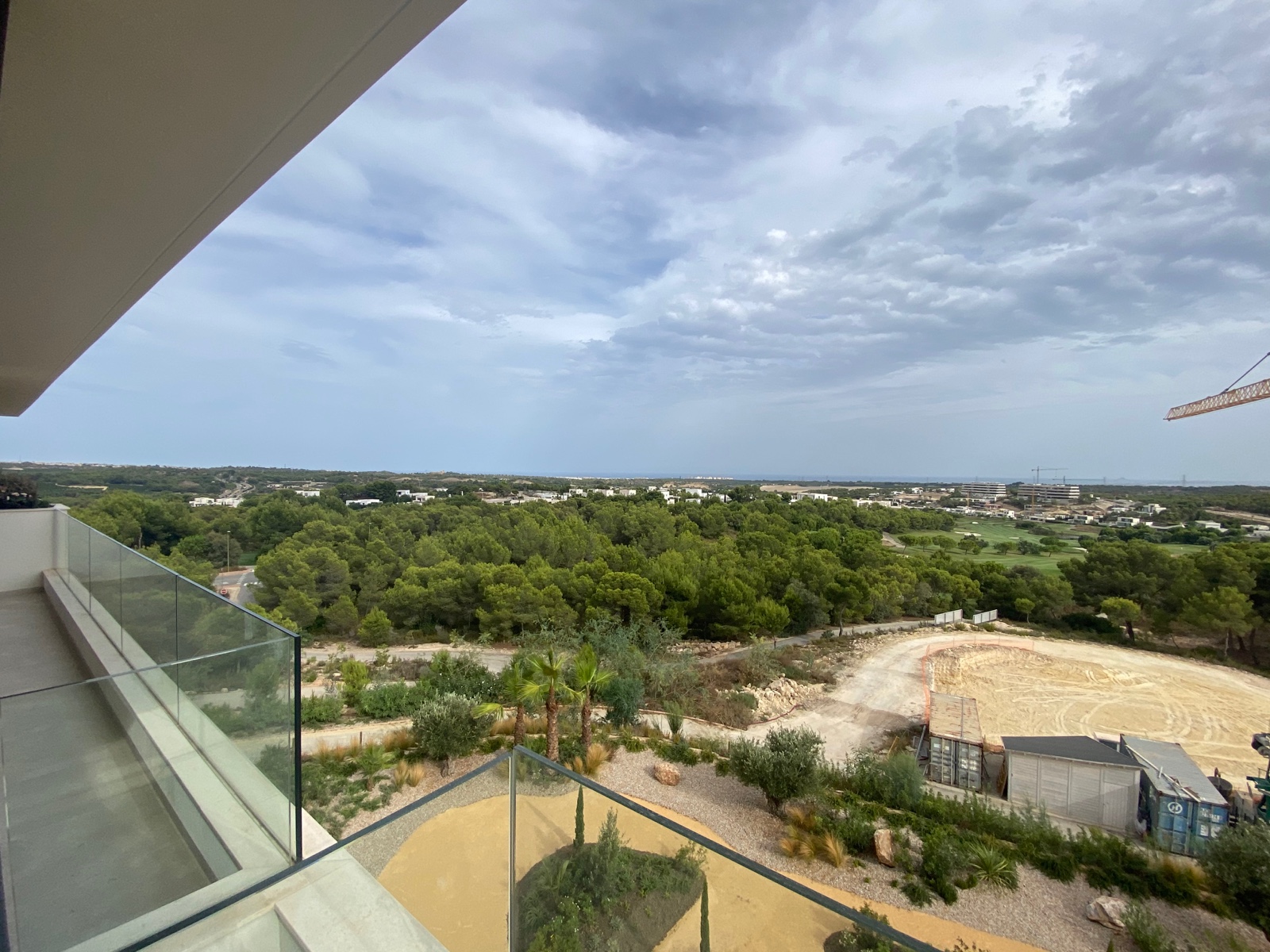 Bedroom in apartment for sale in Las Colinas Golf