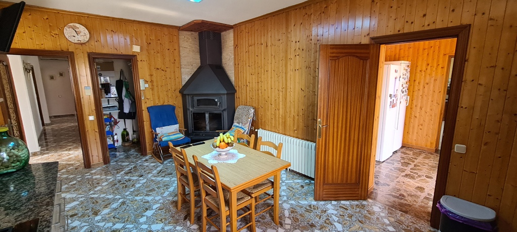 Dining area in villa for sale in Orihuela