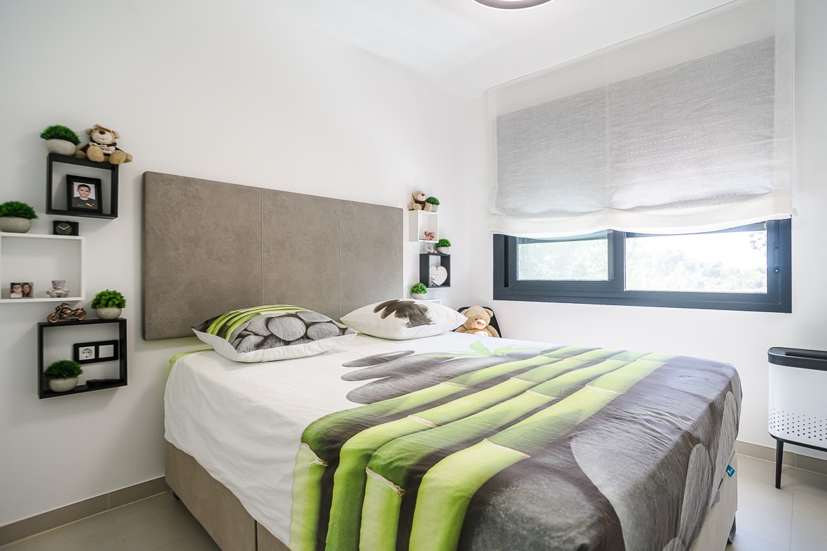 Bedroom in apartment for sale in Pilar de La Horadada