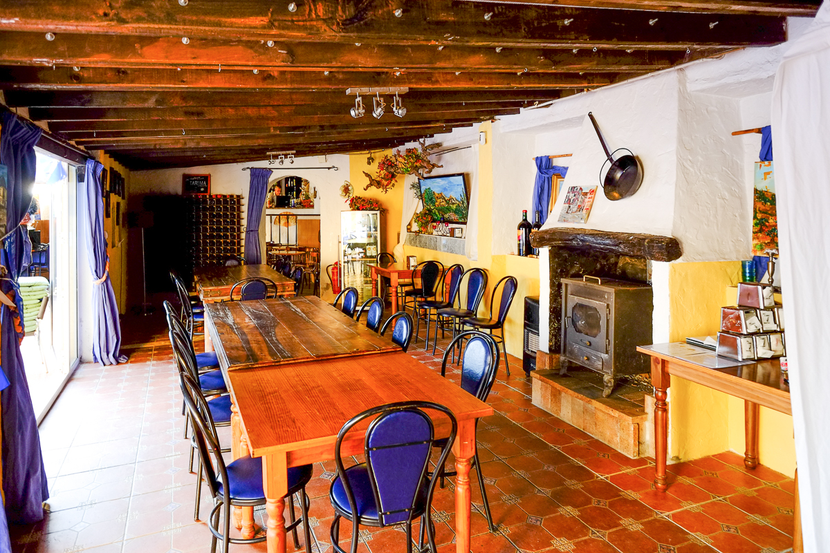Bedroom in commercial for sale in Hondón de las Nieves