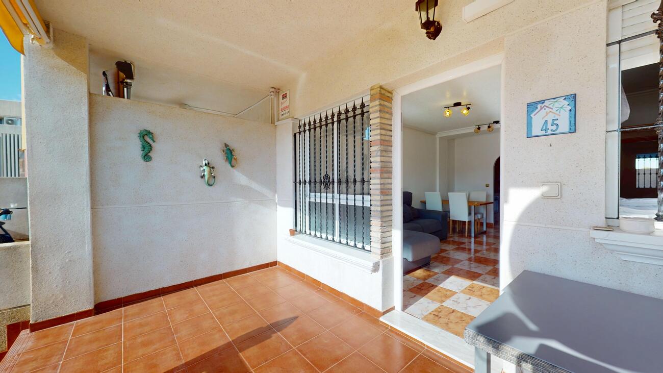 Dining area in apartment for sale in Orihuela Costa
