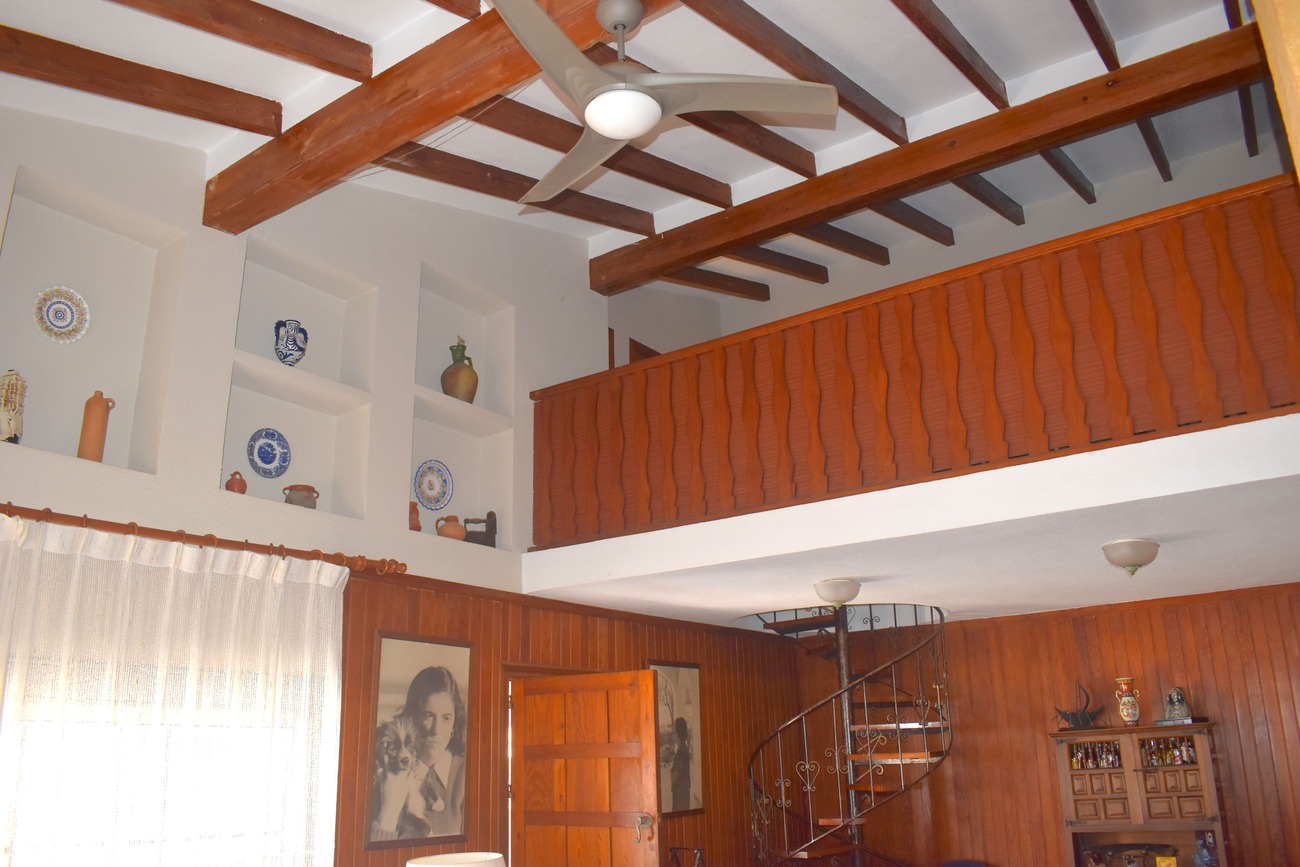 Bathroom in villa for sale in Guardamar del Segura