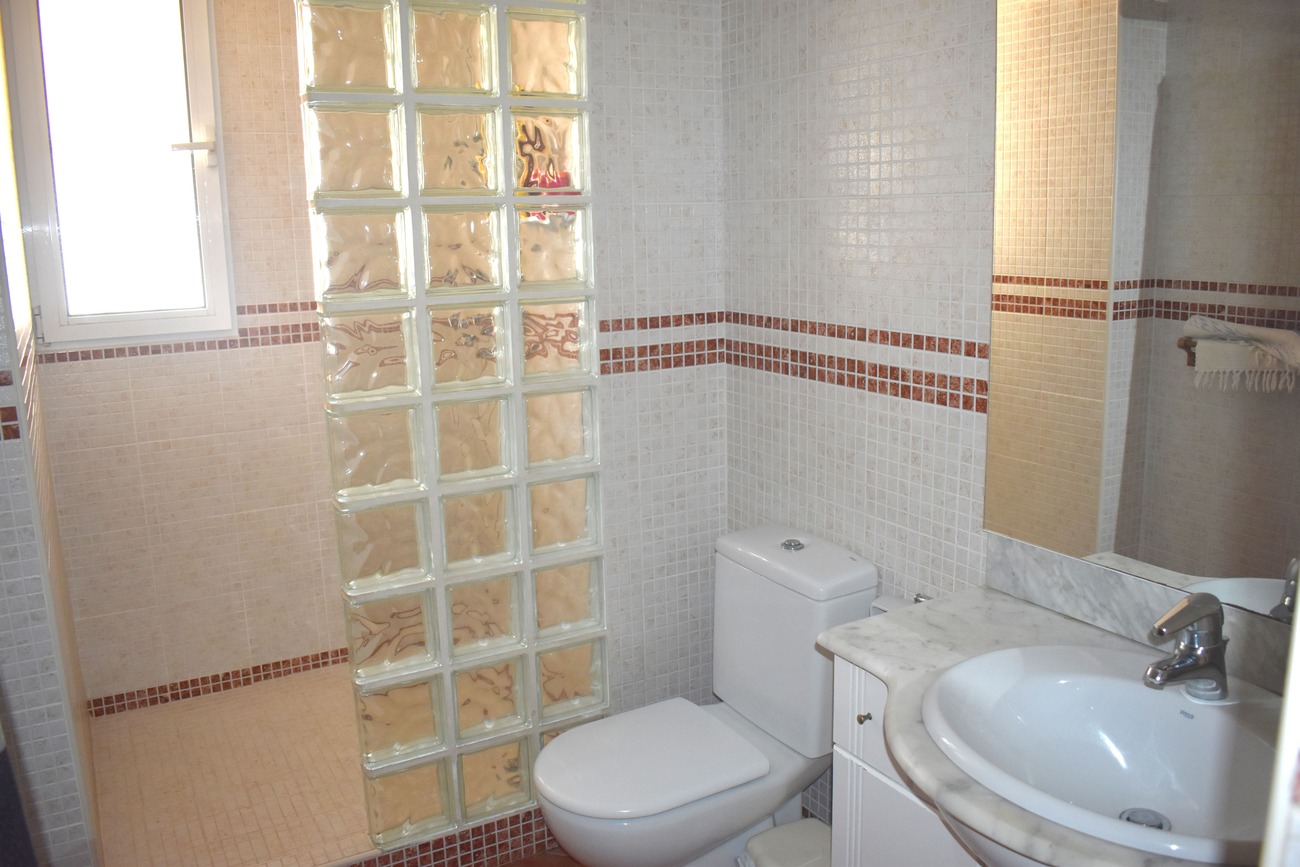 Exterior view in villa for sale in Guardamar del Segura