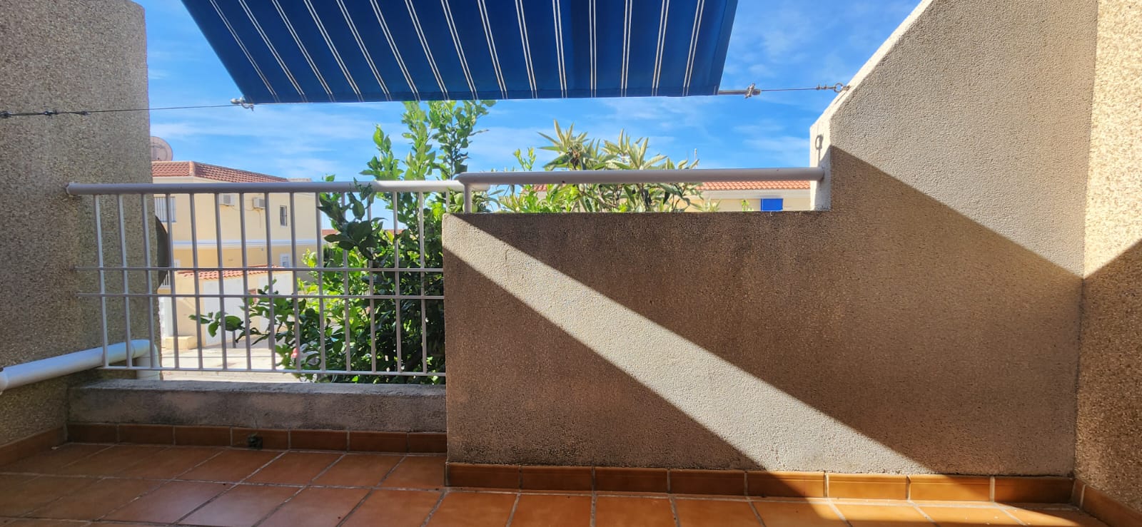 Bedroom in duplex for sale in Torrevieja