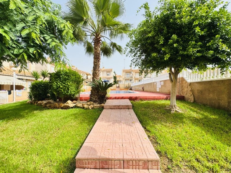 Exterior view in duplex for sale in Torrevieja