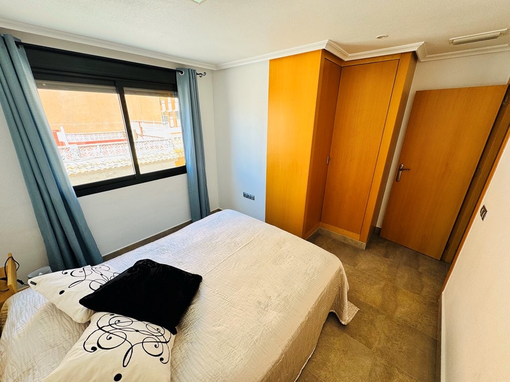 Bedroom in apartment for sale in La Mata