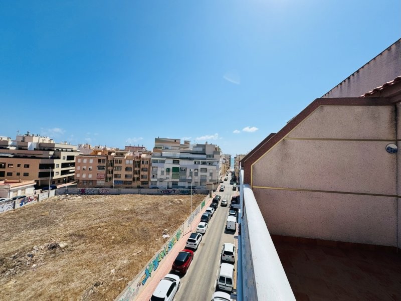 Bedroom in apartment for sale in La Mata