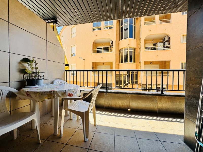 Garden in apartment for sale in La Mata
