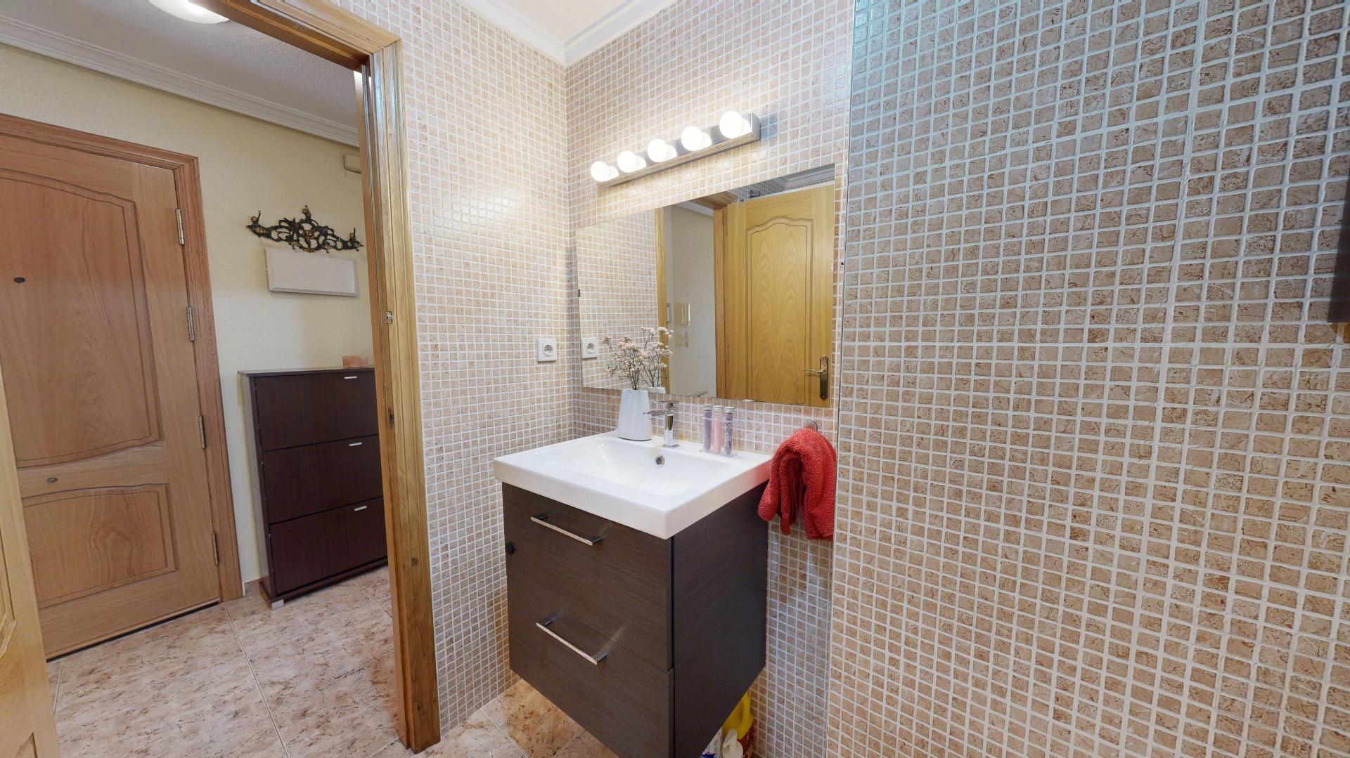 Garden in apartment for sale in Torrevieja