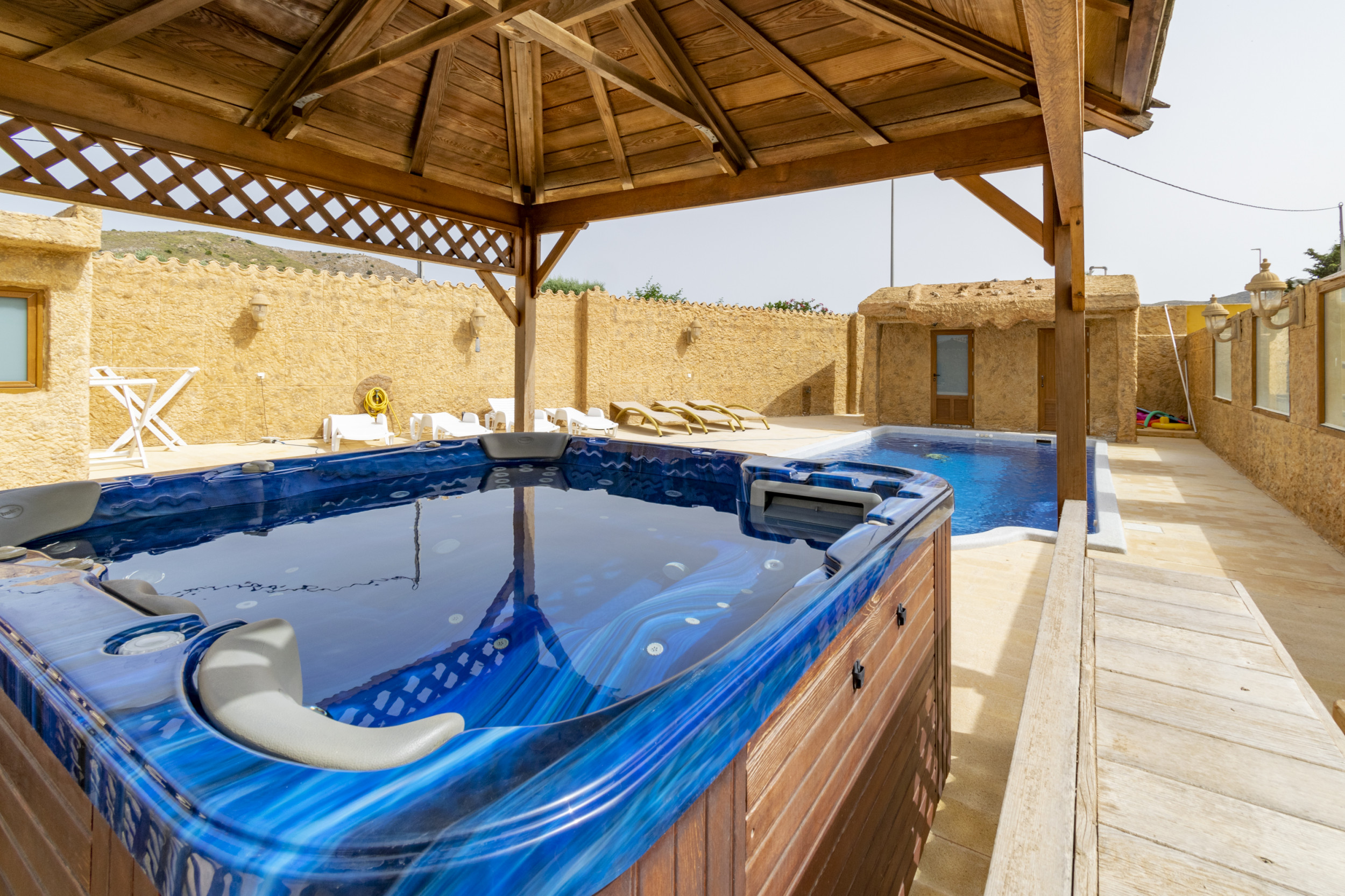 Bedroom in villa for sale in El Beal