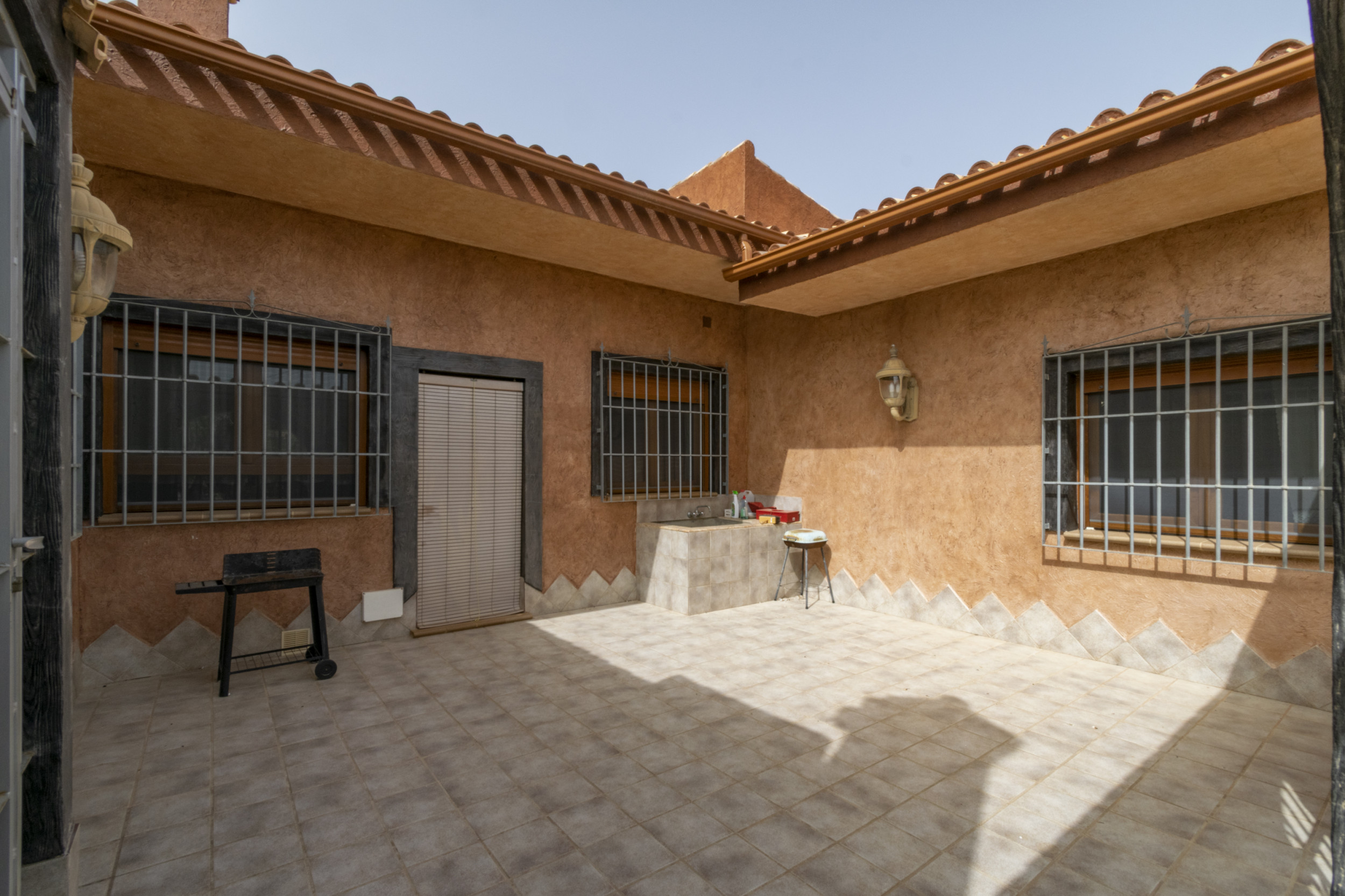Dining area in villa for sale in El Beal