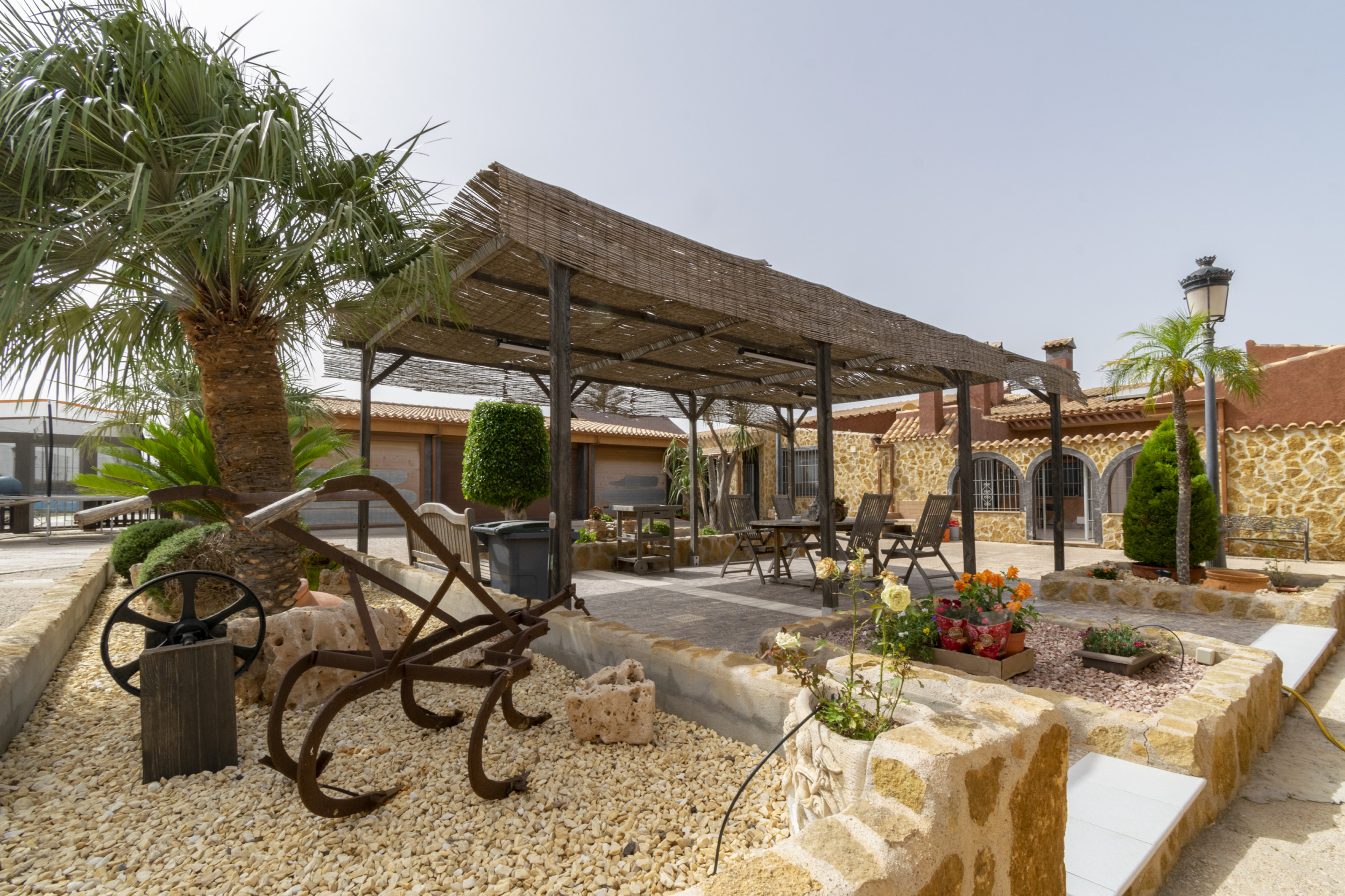 Bedroom in villa for sale in El Beal
