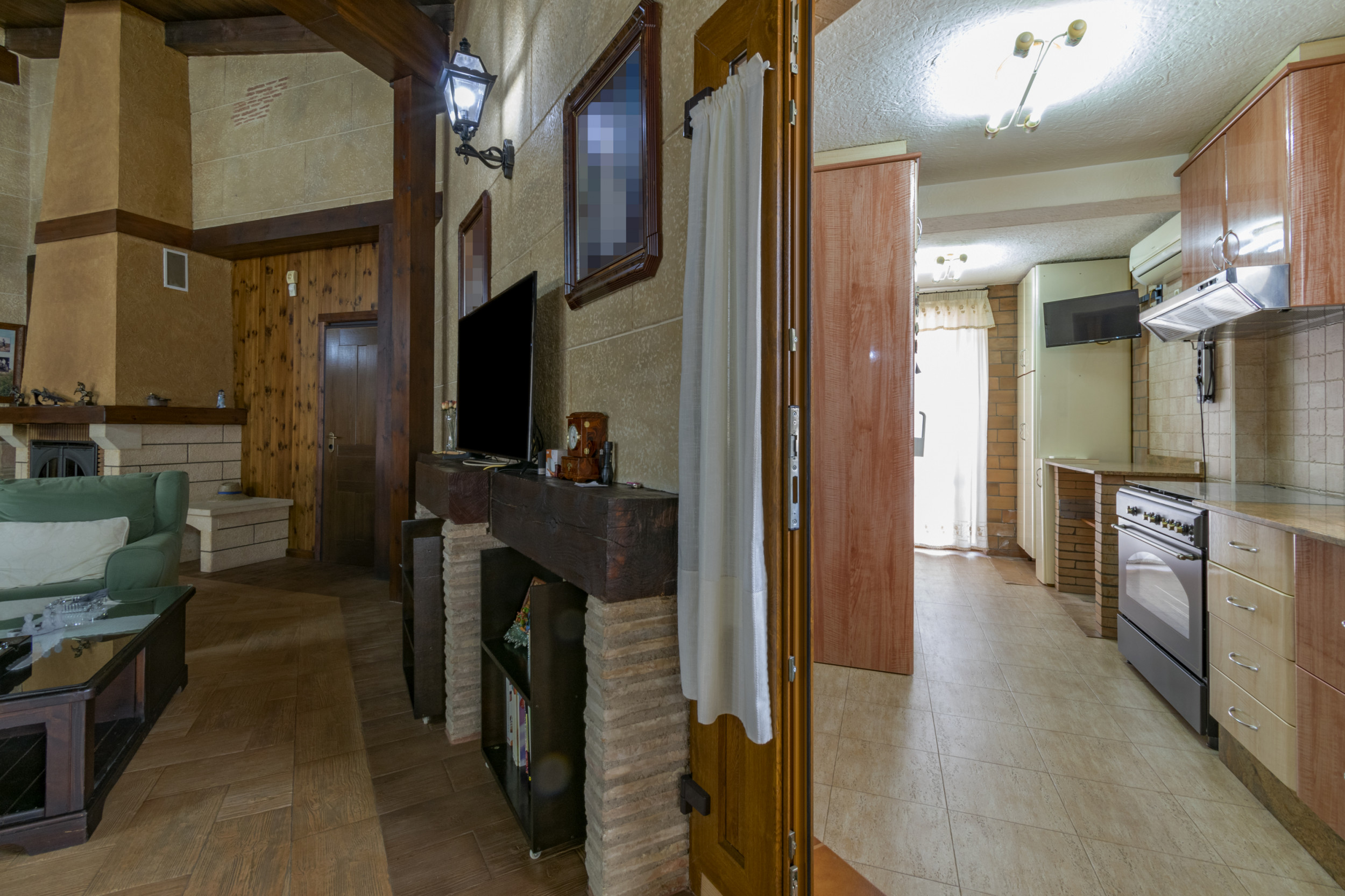 Dining area in villa for sale in El Beal