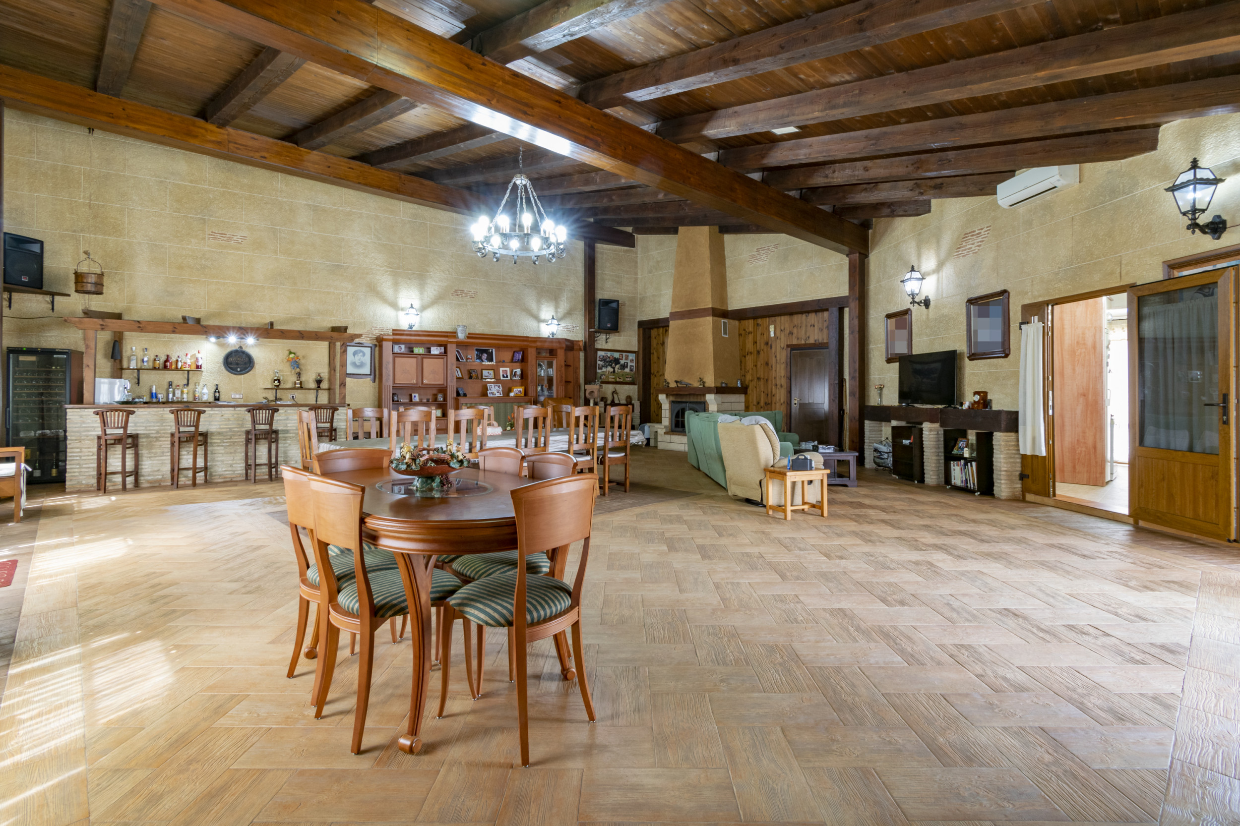 Living room in villa for sale in El Beal