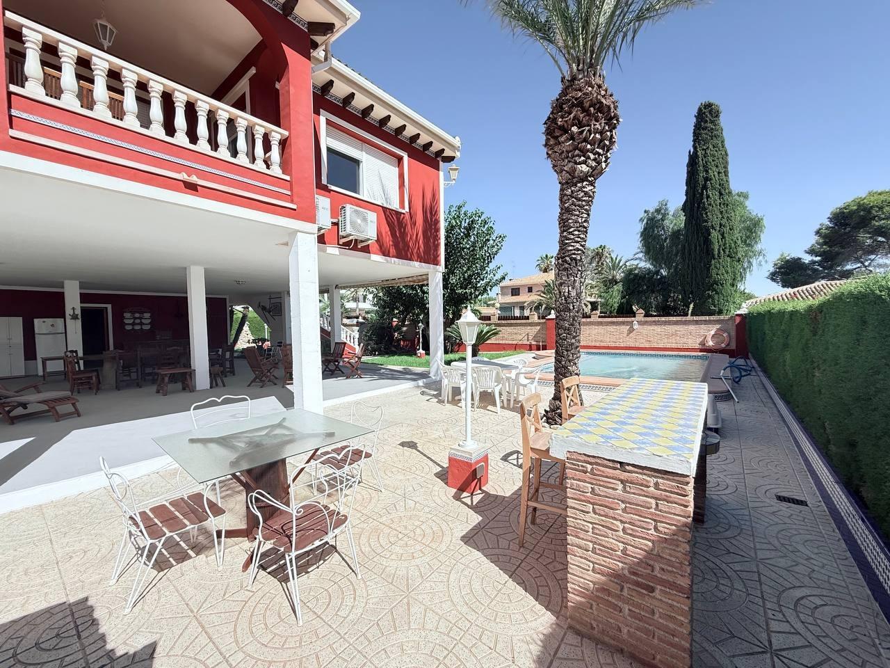Bathroom in villa for sale in Campoamor