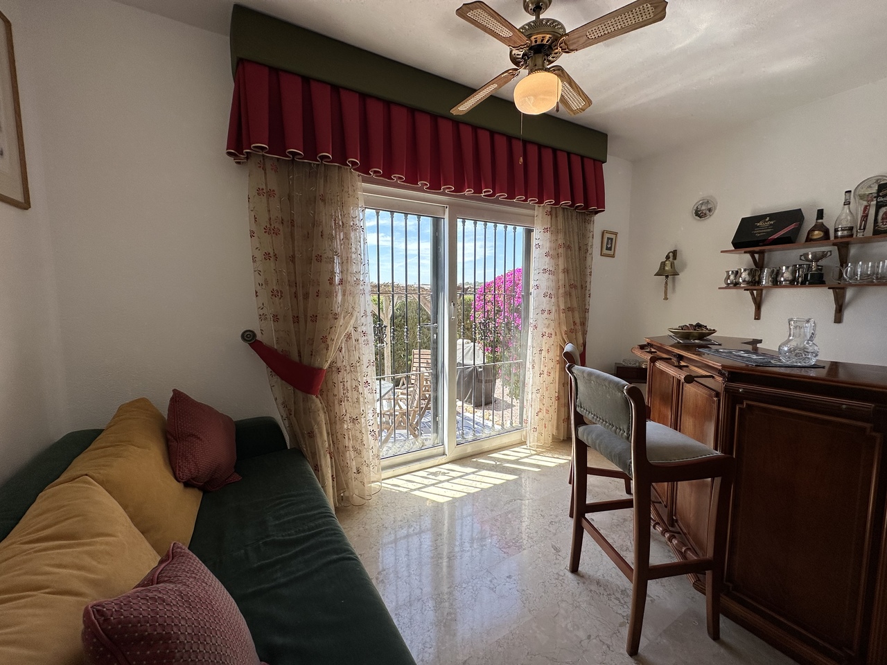 Pool area in villa for sale in Villamartin