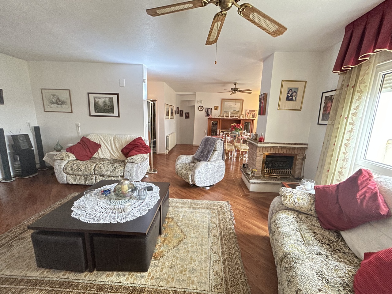 Living room in villa for sale in Las Ramblas Golf