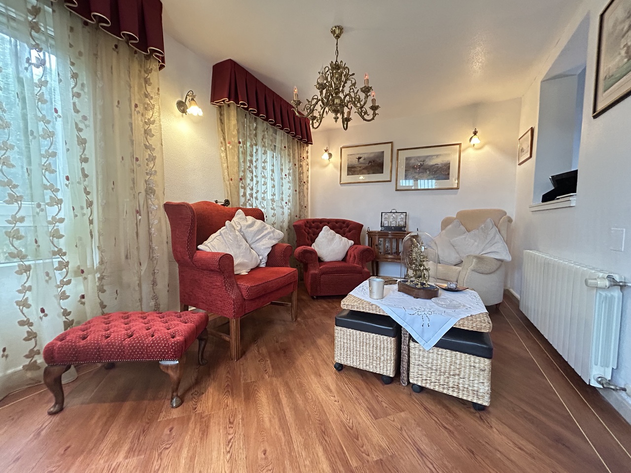 Dining area in villa for sale in Las Ramblas Golf