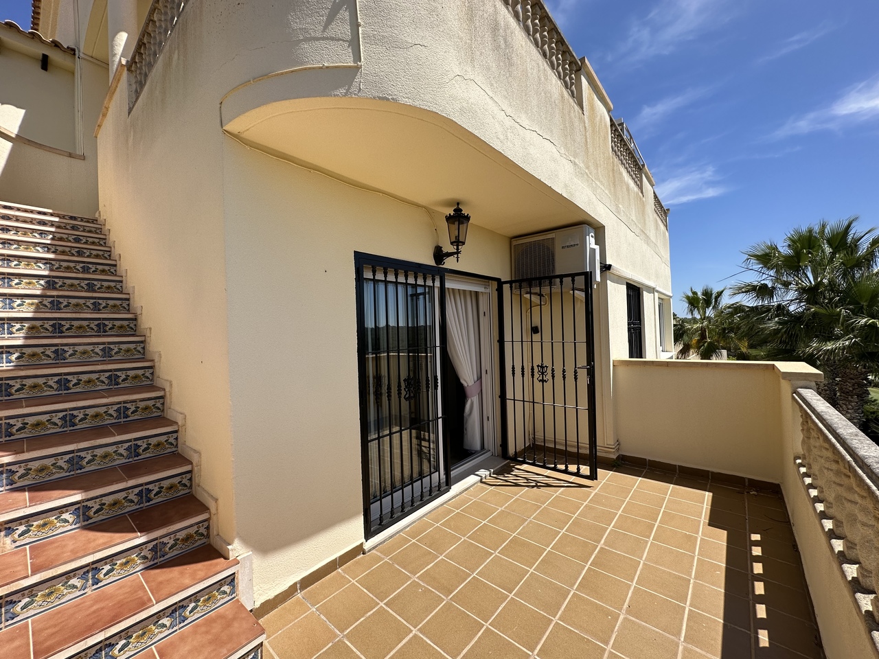 Terrace in villa for sale in Las Ramblas Golf