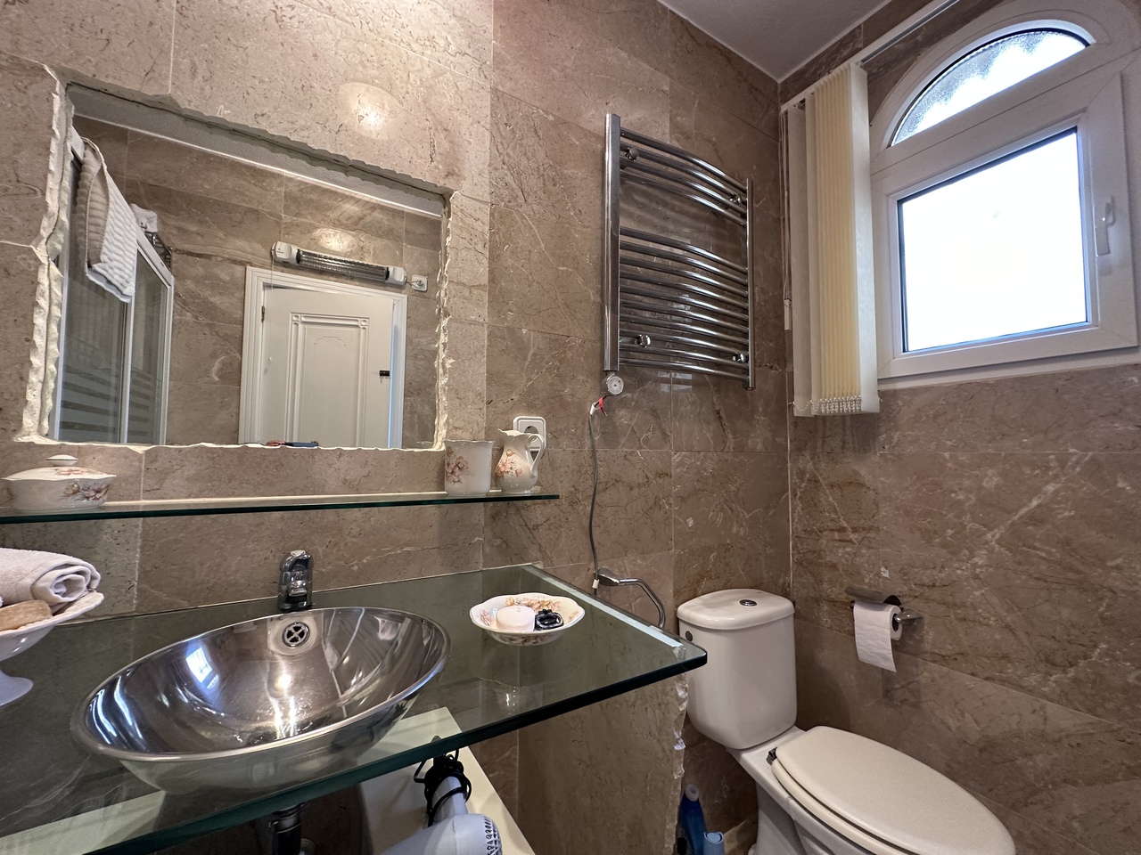 Bathroom in villa for sale in Las Ramblas Golf