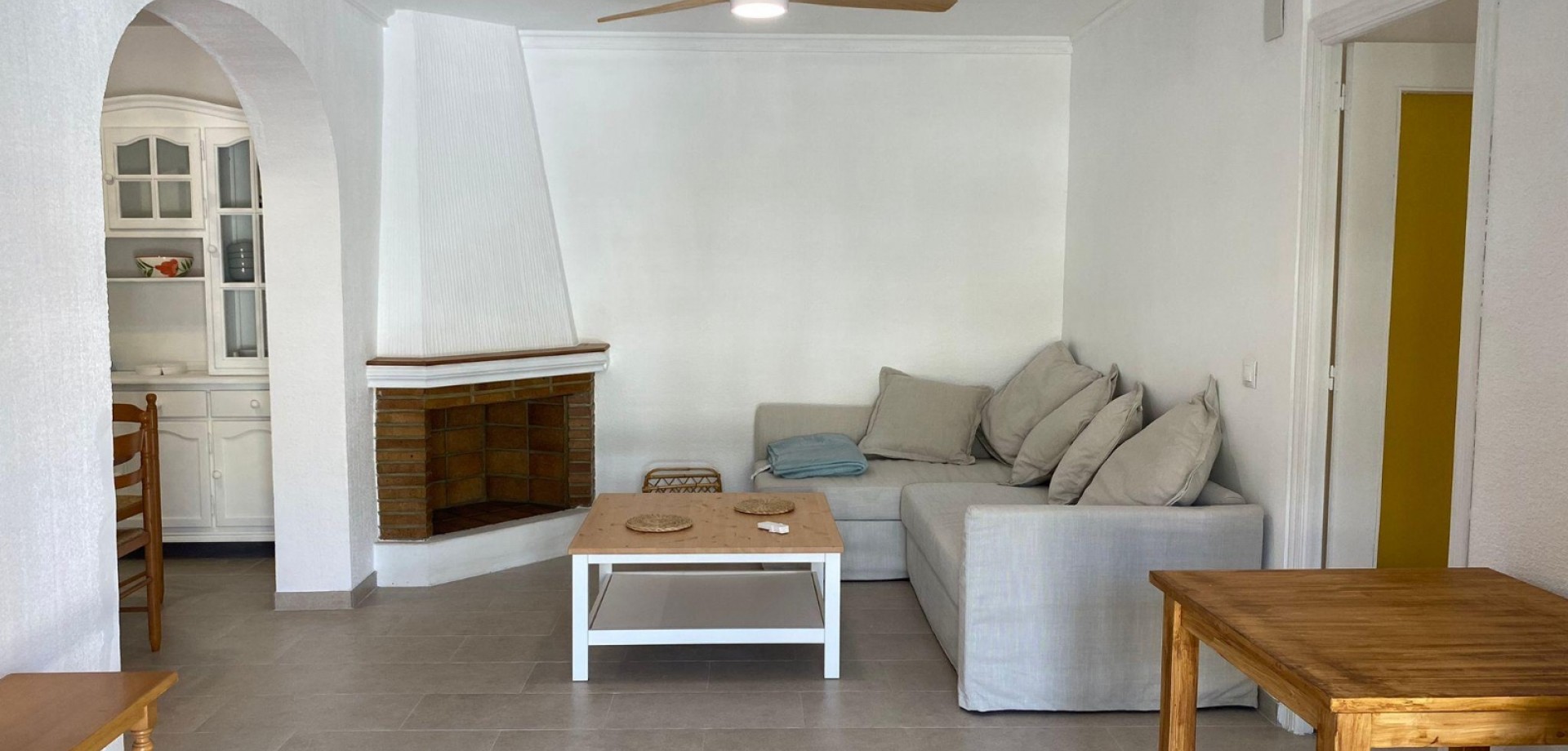 Discover this beautifully renovated south-facing bungalow, perfectly located in the sought-after are
