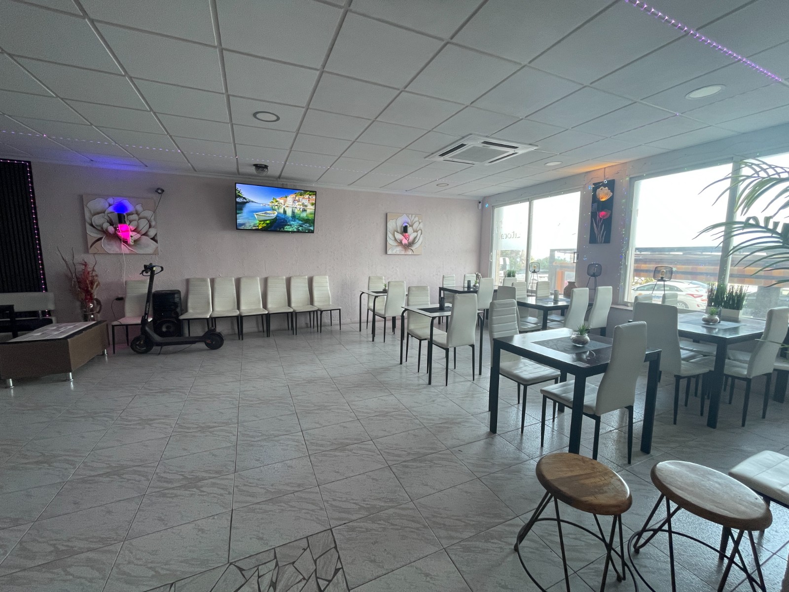 RESTAURANT/BAR FOR SALE BY THE SEA IN TORREVIEJA Prime location: Cala del PalangreHave you ever drea