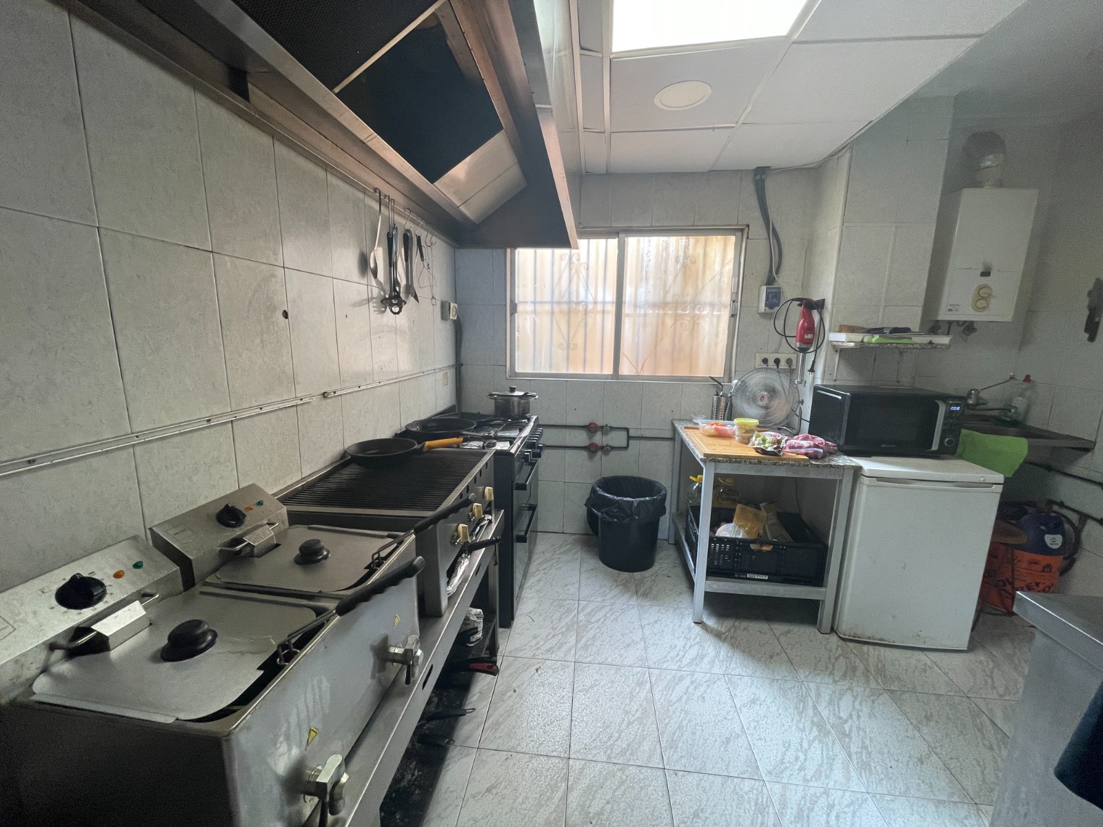 Bedroom in commercial for sale in Torrevieja