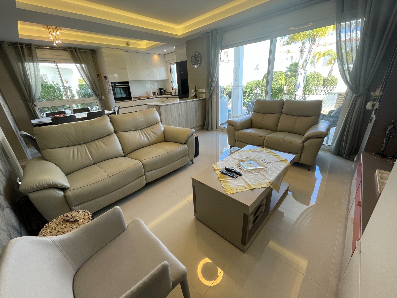 Dining area in apartment for sale in Rojales