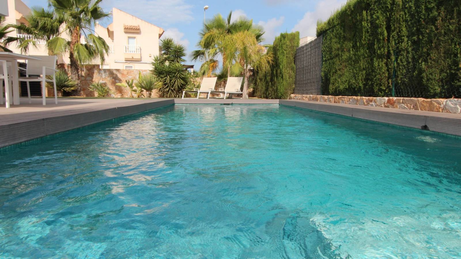 Living room in villa for sale in Rojales