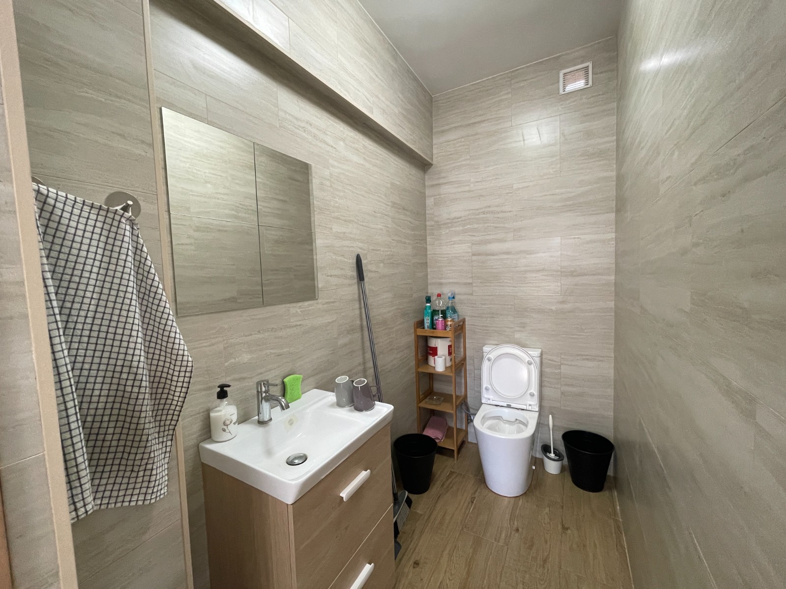 Terrace in commercial for sale in Guardamar del Segura