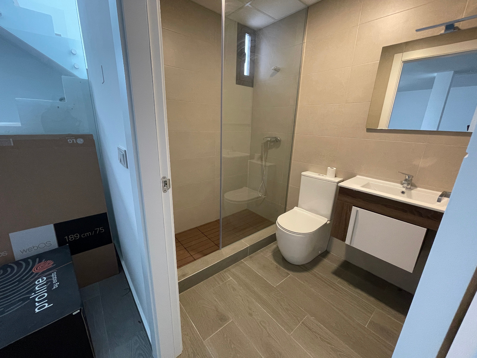 Master bedroom in villa for sale in Benijofar