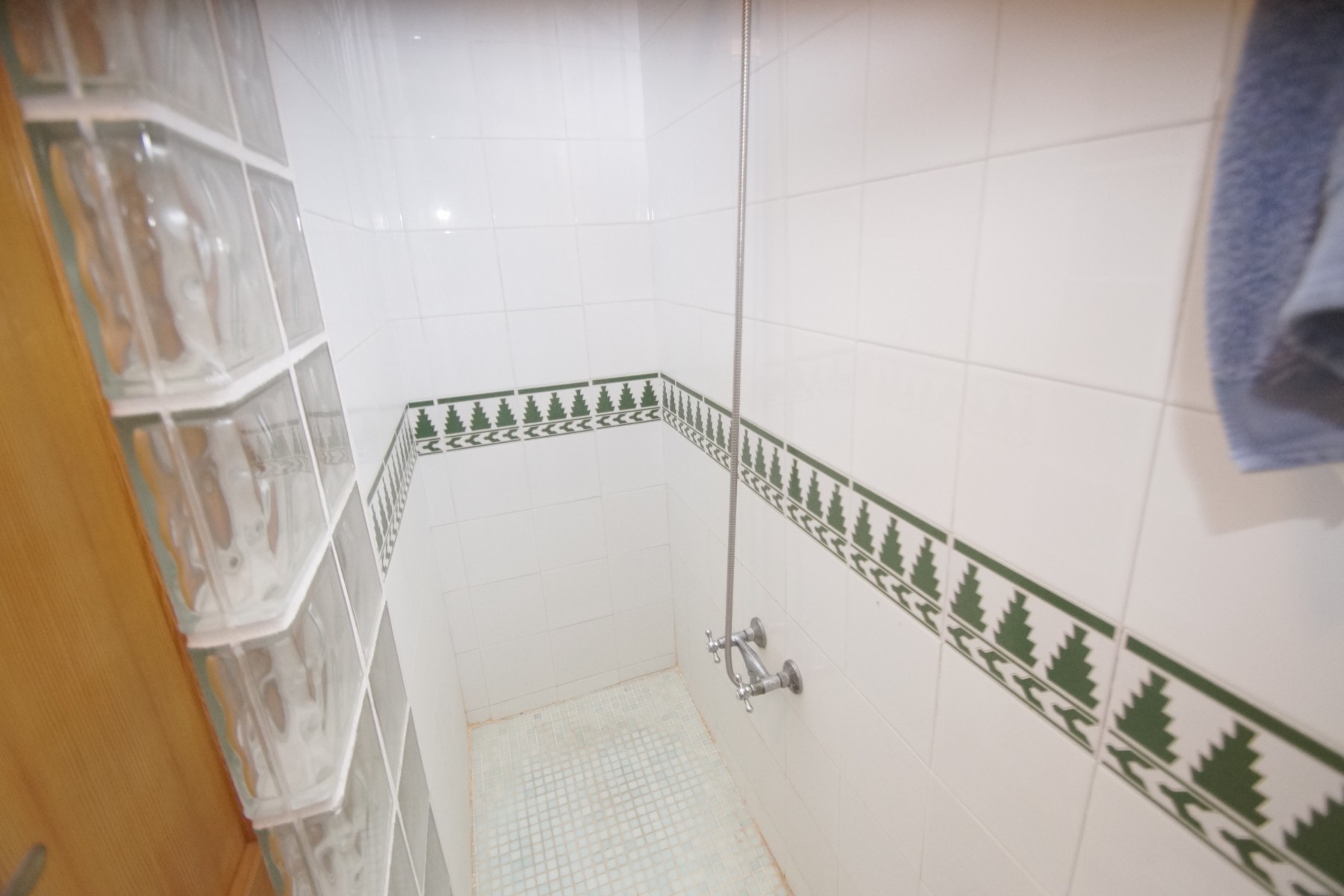 Garden in bungalow for sale in La Mata