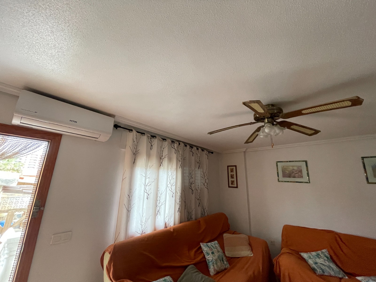 Master bedroom in bungalow for sale in La Mata