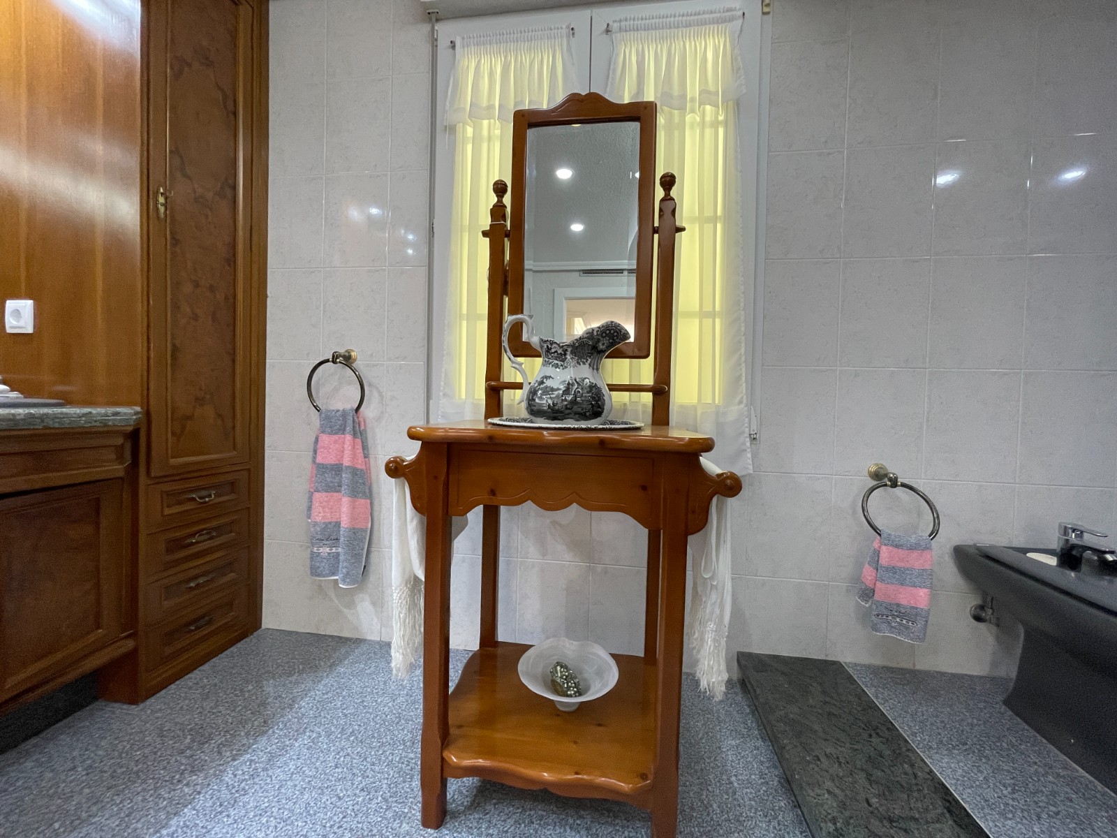 Kitchen in villa for sale in Orihuela Costa