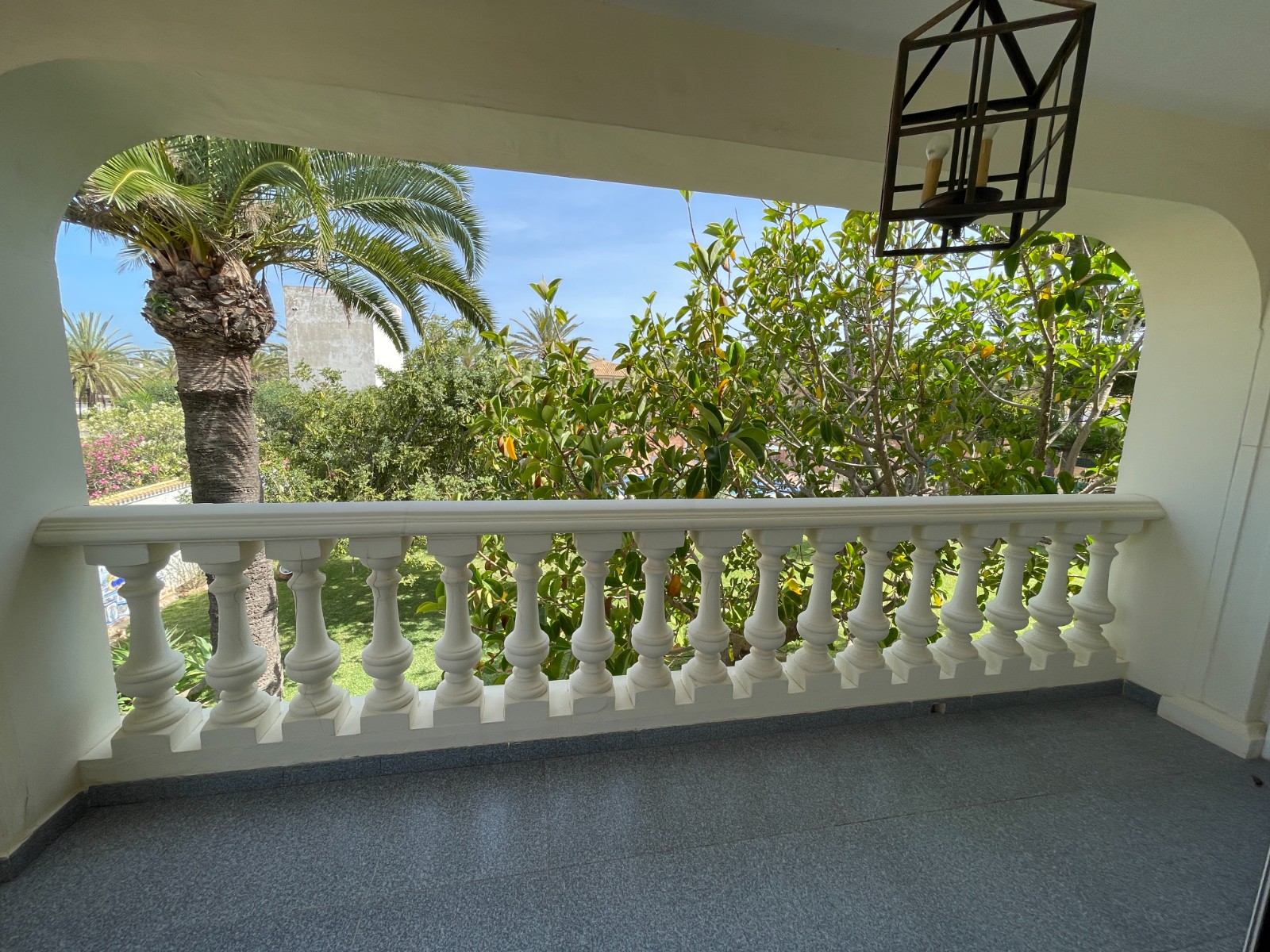 Terrace in villa for sale in Orihuela Costa