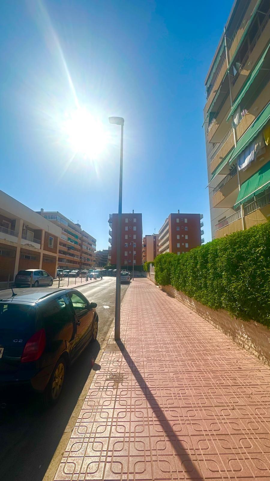 Apartment in Punta Prima with spectacular views of the sea and Torrevieja, just 250 meters from the
