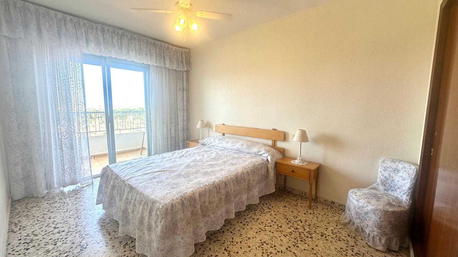 Living room in apartment for sale in Torrevieja