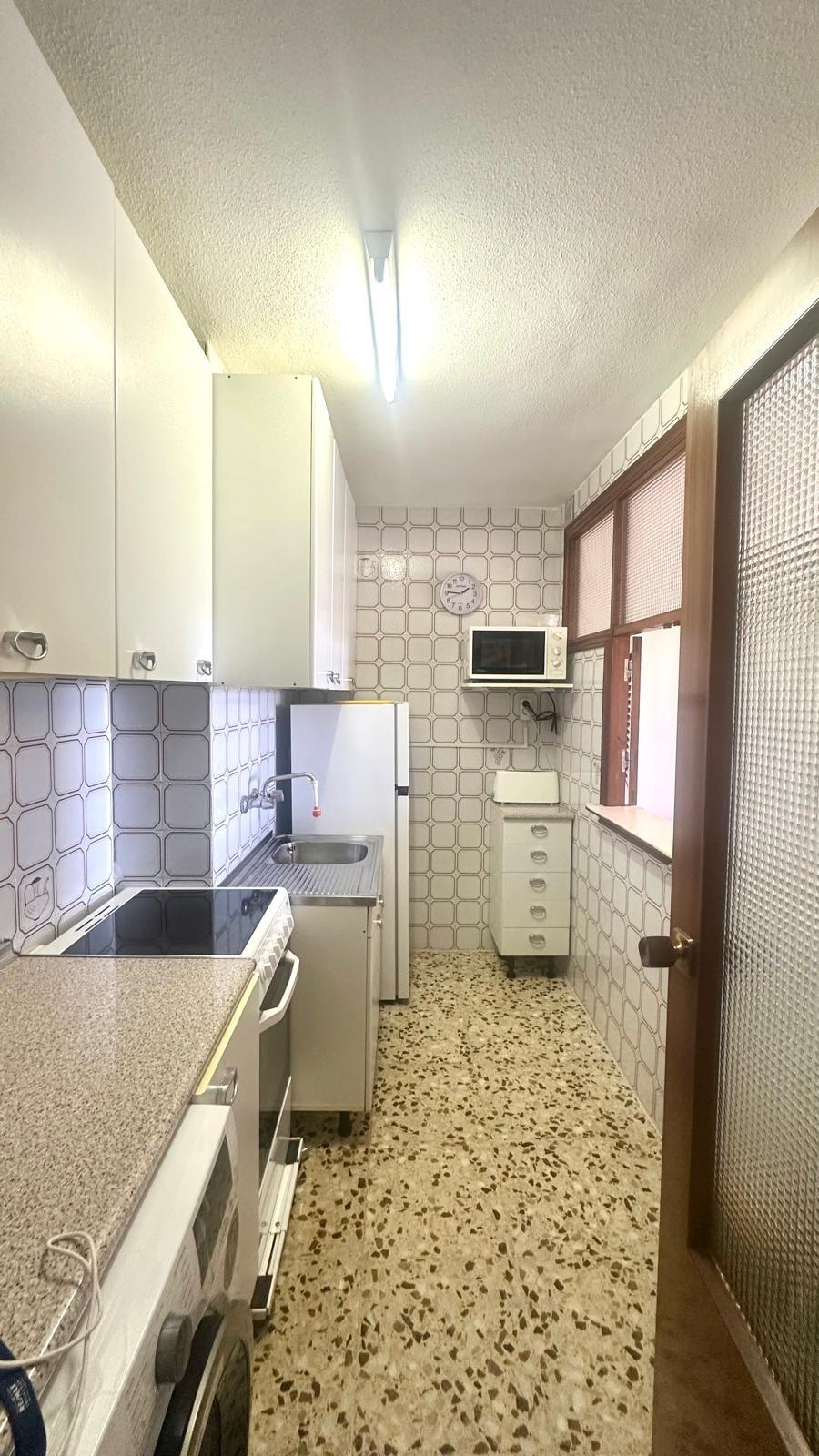 Bedroom in apartment for sale in Torrevieja