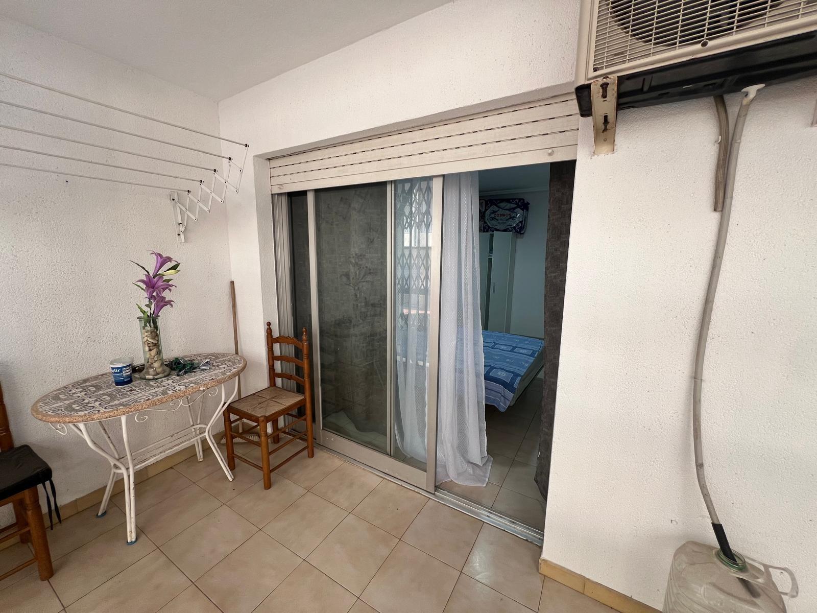 Terrace in apartment for sale in Torrevieja