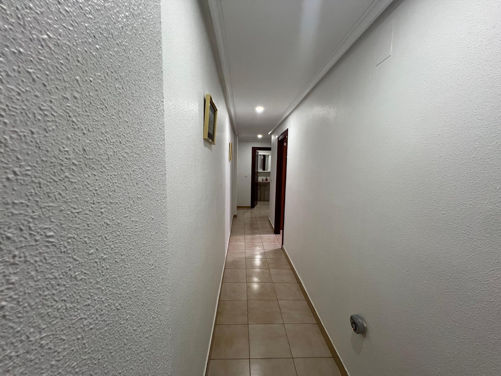 Master bedroom in apartment for sale in Torrevieja