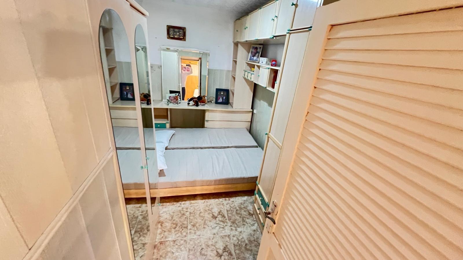 Terrace in apartment for sale in Torrevieja