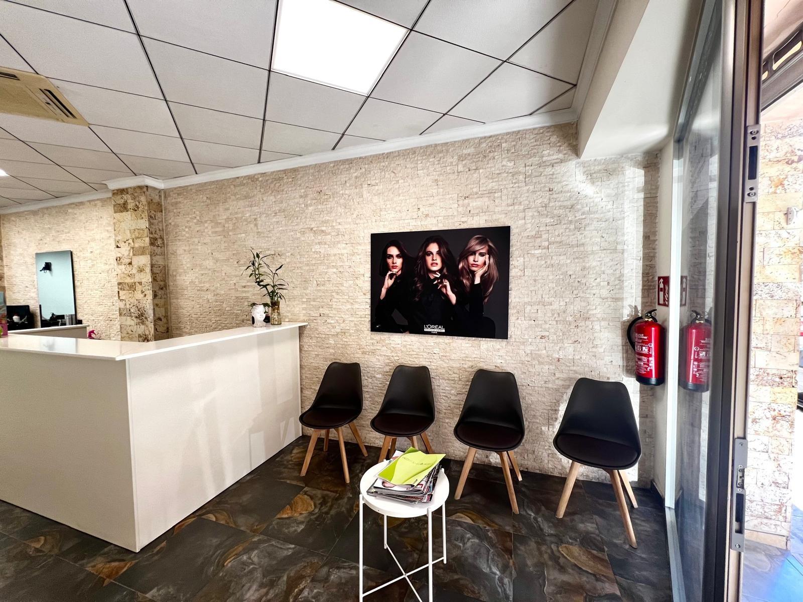 Bedroom in commercial for sale in Torrevieja