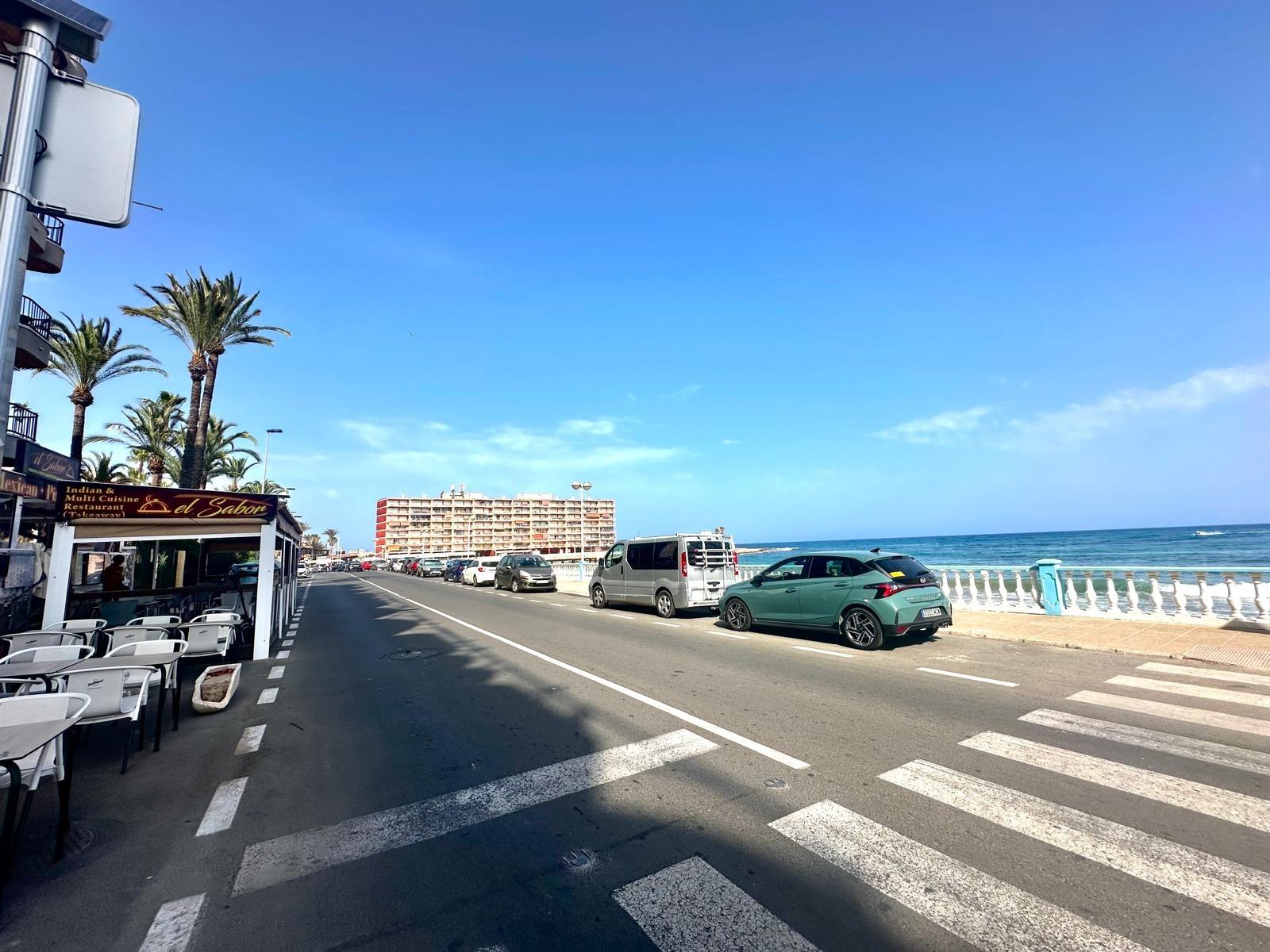 Kitchen in apartment for sale in Torrevieja