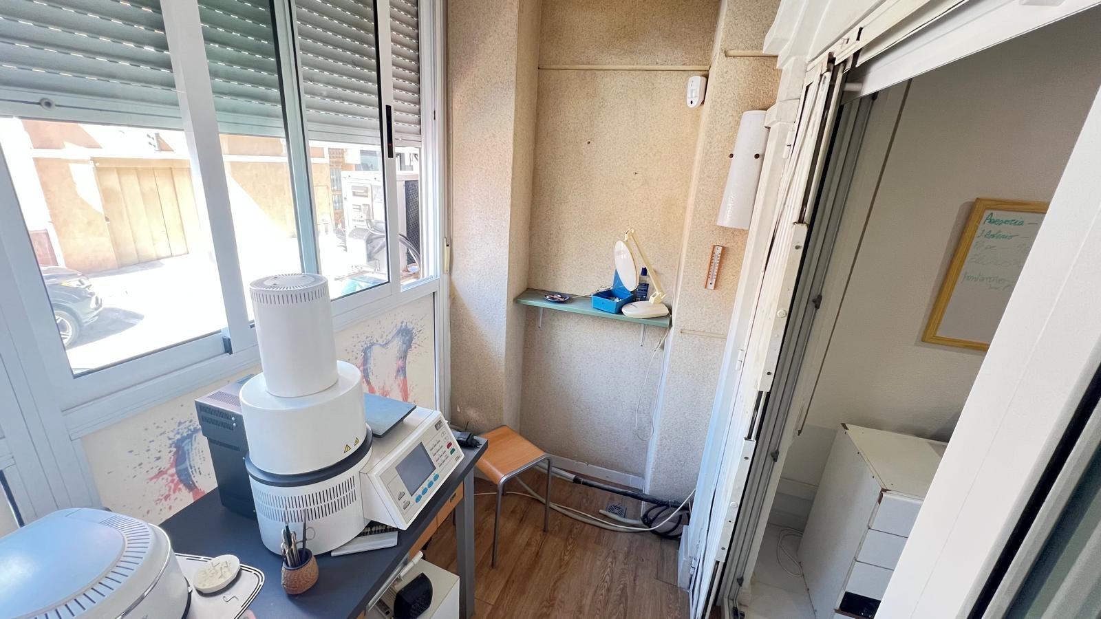 Bedroom in apartment for sale in Torrevieja