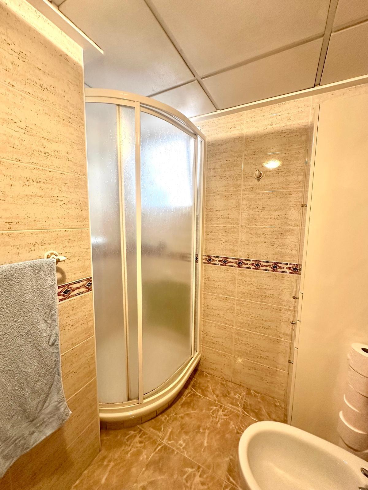 Kitchen in apartment for sale in Torrevieja