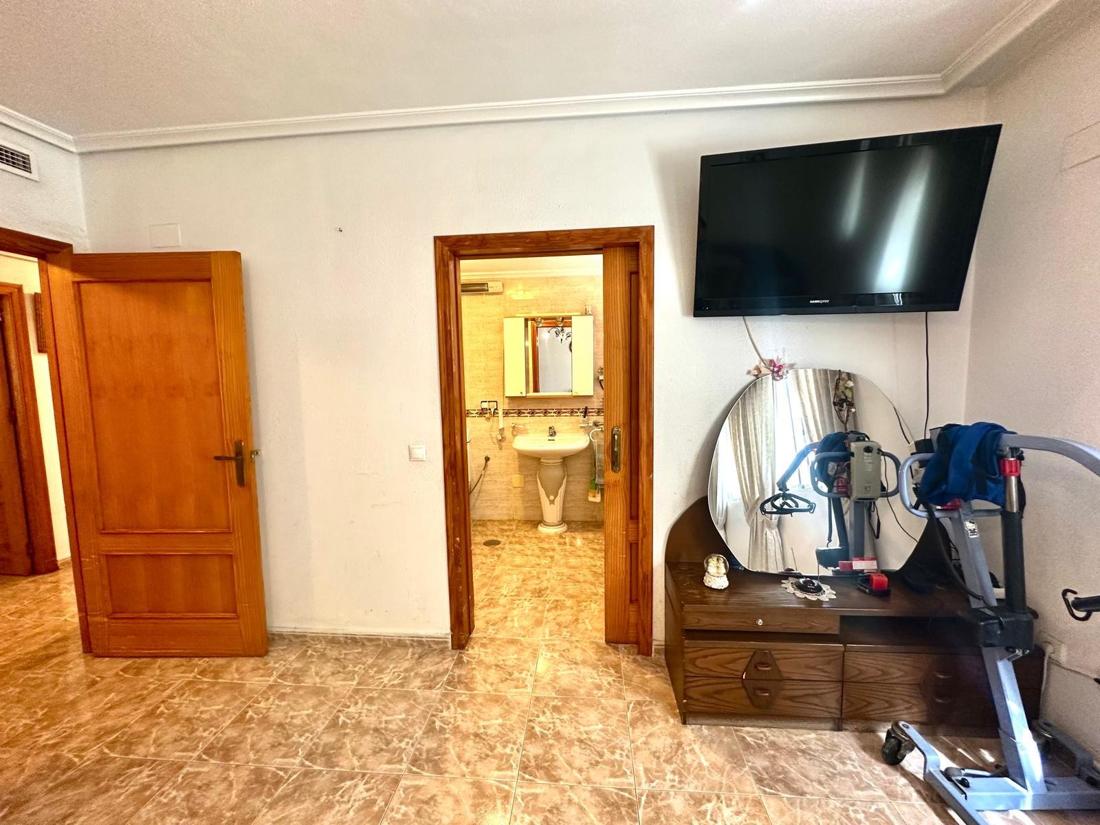 Dining area in apartment for sale in Torrevieja
