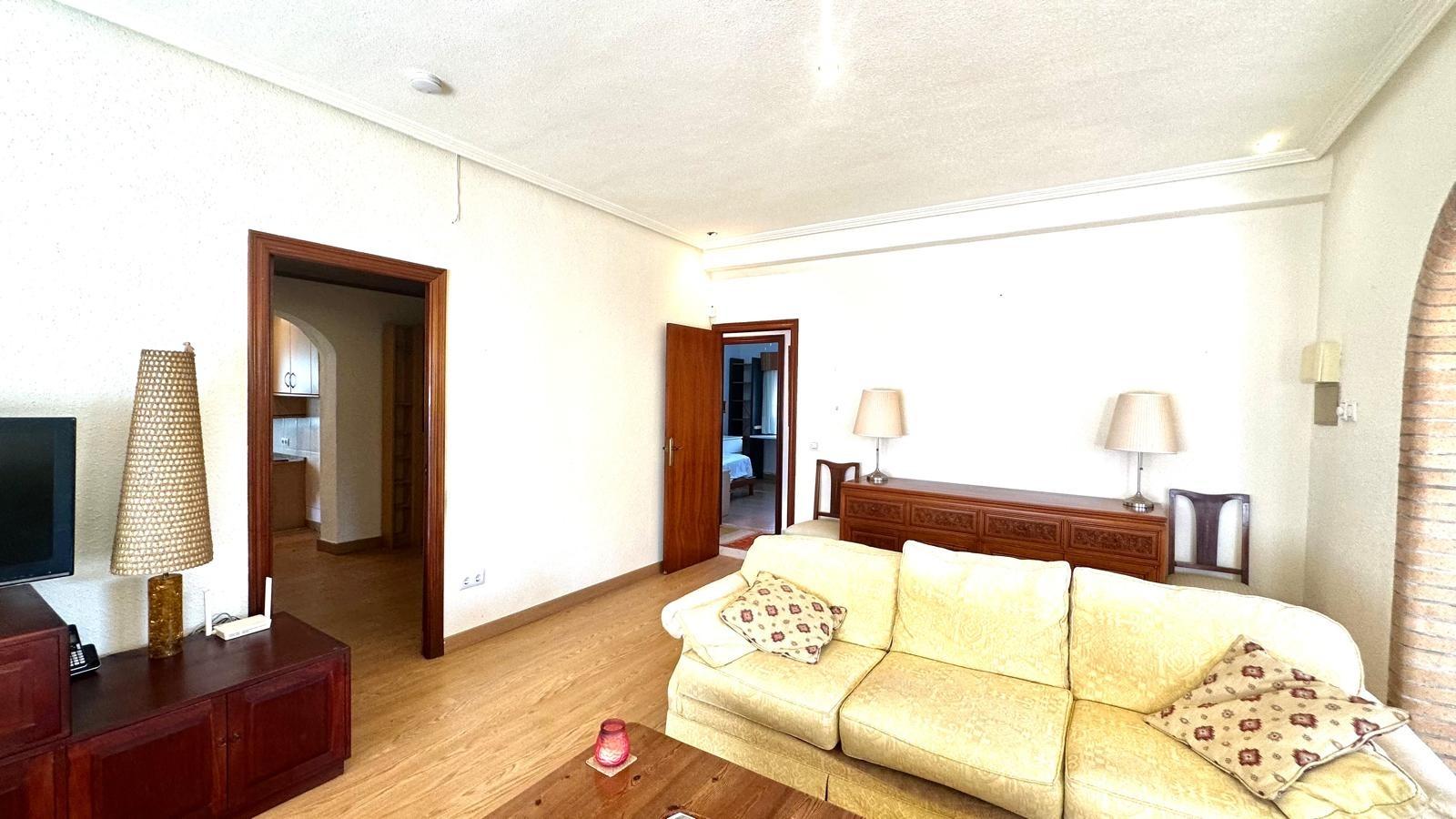 Garden in villa for sale in Cabo Roig