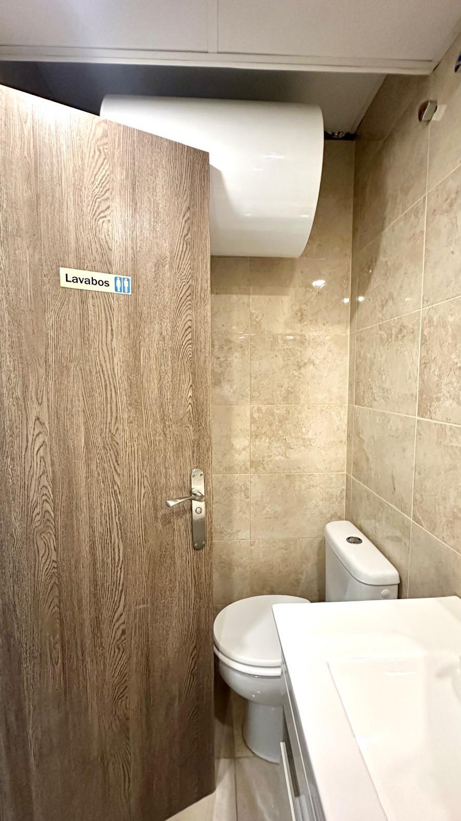 Bedroom in apartment for sale in Torrevieja