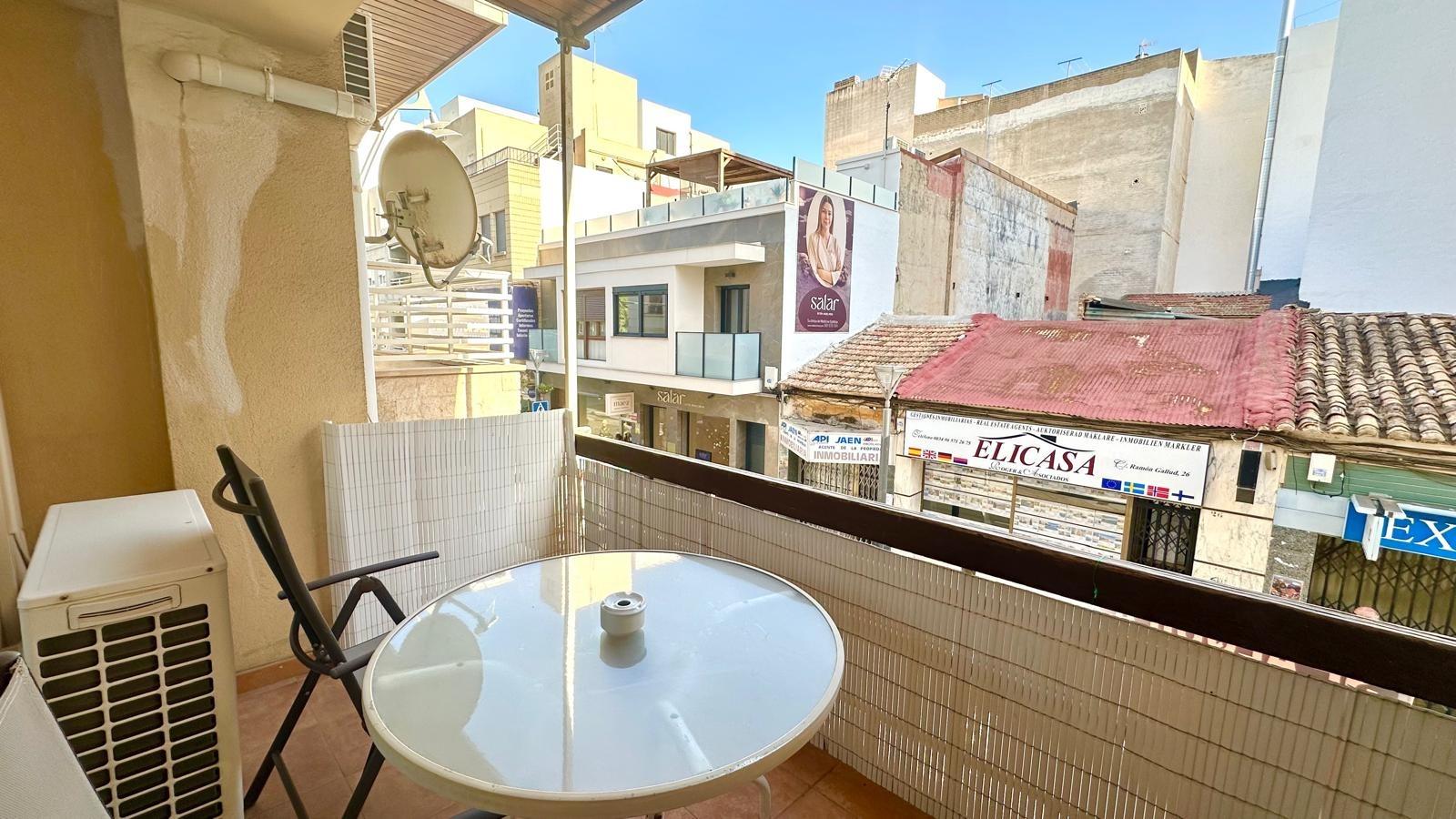 Terrace in apartment for sale in Torrevieja
