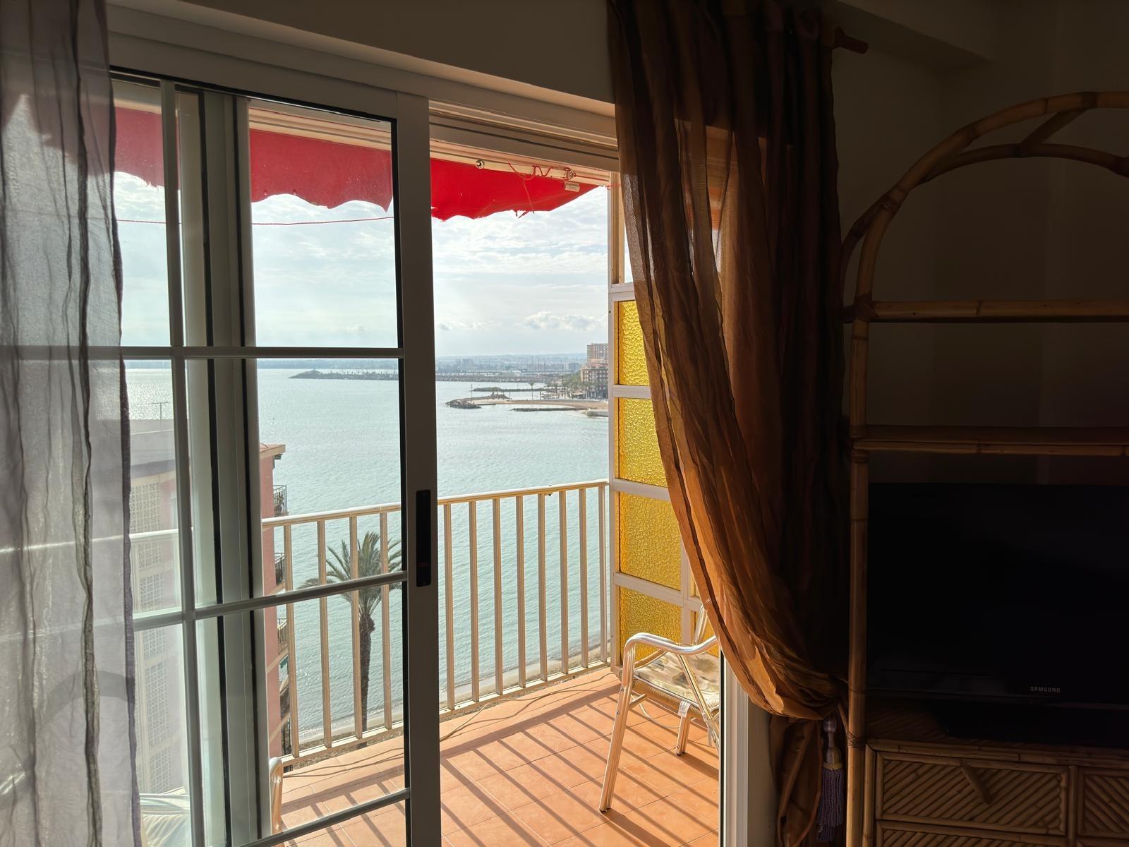 Master bedroom in apartment for sale in Torrevieja